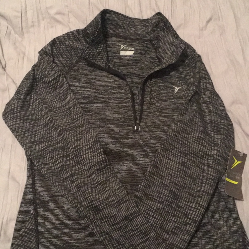 Heather grey sporty pullover